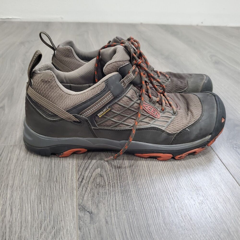Keen Men's Brown and Black Boots